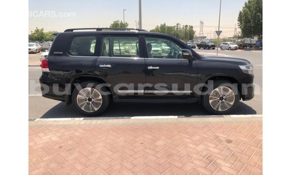 Acheter Import Voiture Toyota Land Cruiser Noir à Import - Dubai, État d'Al Jazirah Acheter Import Voiture Toyota Land Cruiser Noir à Import - Dubai, État d'Al Jazirah