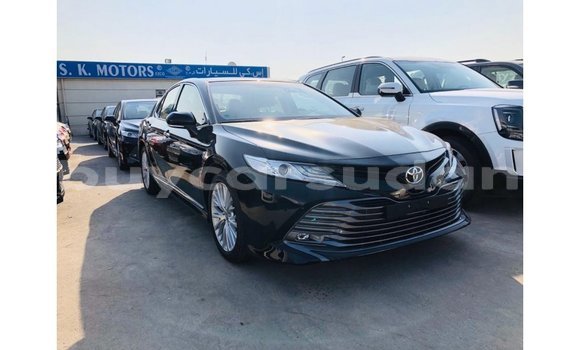 Buy Import Toyota Camry Black Car in Import - Dubai in Al Jazirah State