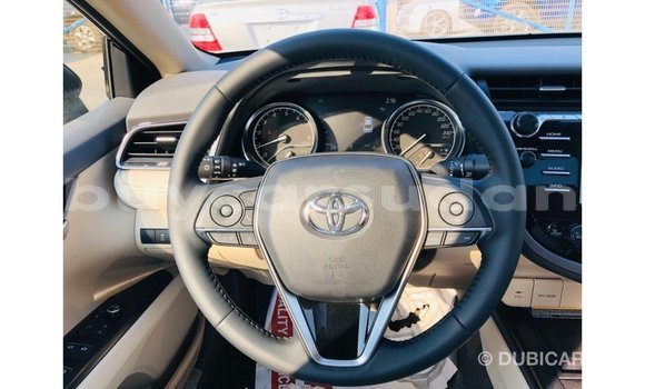 Acheter Import Voiture Toyota Camry Noir à Import - Dubai, État d'Al Jazirah Acheter Import Voiture Toyota Camry Noir à Import - Dubai, État d'Al Jazirah