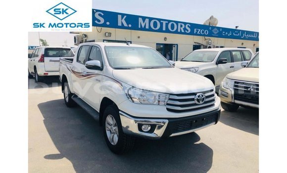 Acheter Import Voiture Toyota Hilux Blanc à Import - Dubai, État d'Al Jazirah Acheter Import Voiture Toyota Hilux Blanc à Import - Dubai, État d'Al Jazirah