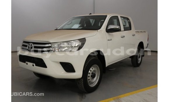 Buy Import Toyota Hilux White Car in Import - Dubai in Al Jazirah State Buy Import Toyota Hilux White Car in Import - Dubai in Al Jazirah State