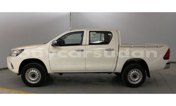 Buy Import Toyota Hilux White Car in Import - Dubai in Al Jazirah State Buy Import Toyota Hilux White Car in Import - Dubai in Al Jazirah State
