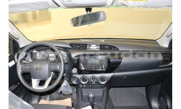 Buy Import Toyota Hilux White Car in Import - Dubai in Al Jazirah State Buy Import Toyota Hilux White Car in Import - Dubai in Al Jazirah State