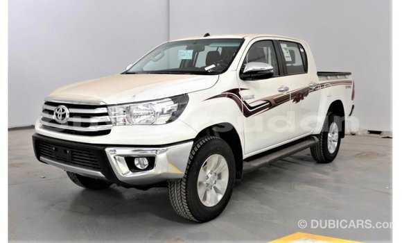 Buy Import Toyota Hilux White Car in Import - Dubai in Al Jazirah State Buy Import Toyota Hilux White Car in Import - Dubai in Al Jazirah State