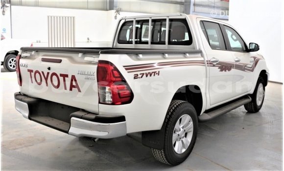 Buy Import Toyota Hilux White Car in Import - Dubai in Al Jazirah State Buy Import Toyota Hilux White Car in Import - Dubai in Al Jazirah State