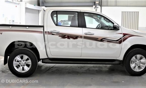 Buy Import Toyota Hilux White Car in Import - Dubai in Al Jazirah State Buy Import Toyota Hilux White Car in Import - Dubai in Al Jazirah State