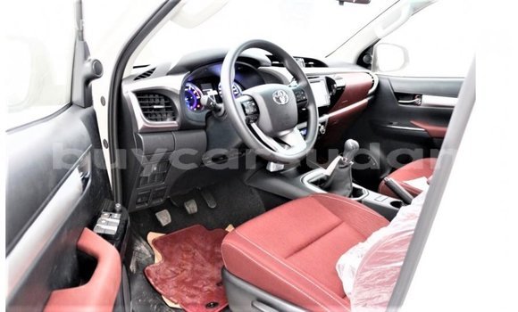 Buy Import Toyota Hilux White Car in Import - Dubai in Al Jazirah State Buy Import Toyota Hilux White Car in Import - Dubai in Al Jazirah State