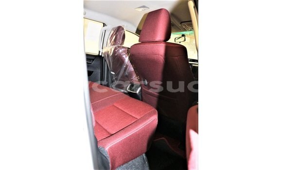 Buy Import Toyota Hilux White Car in Import - Dubai in Al Jazirah State Buy Import Toyota Hilux White Car in Import - Dubai in Al Jazirah State