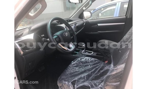 Buy Import Toyota Hilux White Car in Import - Dubai in Al Jazirah State Buy Import Toyota Hilux White Car in Import - Dubai in Al Jazirah State