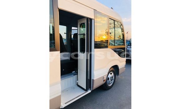 Buy Import Toyota Coaster White Car in Import - Dubai in Al Jazirah State Buy Import Toyota Coaster White Car in Import - Dubai in Al Jazirah State