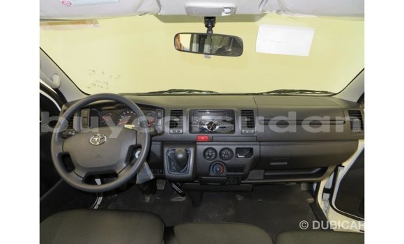 Buy Import Toyota Hiace White Car in Import - Dubai in Al Jazirah State Buy Import Toyota Hiace White Car in Import - Dubai in Al Jazirah State