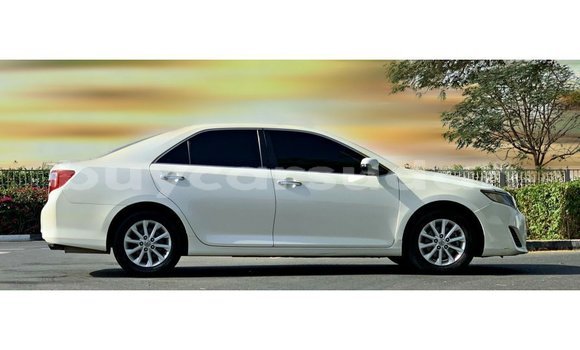 Buy Import Toyota Camry White Car in Import - Dubai in Al Jazirah State Buy Import Toyota Camry White Car in Import - Dubai in Al Jazirah State