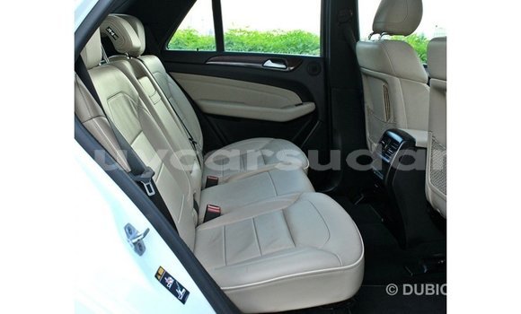 Buy Import Mercedes-Benz 190 White Car in Import - Dubai in Al Jazirah State Buy Import Mercedes-Benz 190 White Car in Import - Dubai in Al Jazirah State