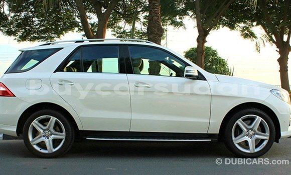 Buy Import Mercedes-Benz 190 White Car in Import - Dubai in Al Jazirah State Buy Import Mercedes-Benz 190 White Car in Import - Dubai in Al Jazirah State