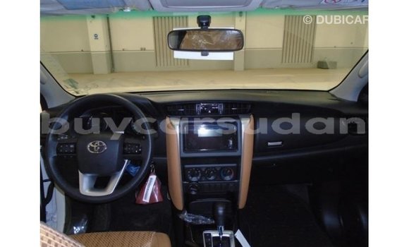 Buy Import Toyota Fortuner White Car in Import - Dubai in Al Jazirah State Buy Import Toyota Fortuner White Car in Import - Dubai in Al Jazirah State