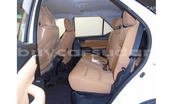 Buy Import Toyota Fortuner White Car in Import - Dubai in Al Jazirah State Buy Import Toyota Fortuner White Car in Import - Dubai in Al Jazirah State