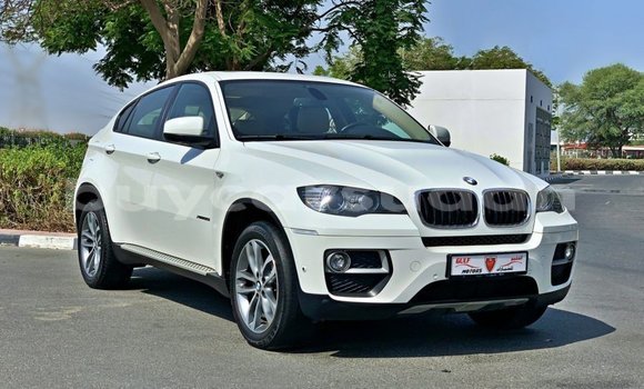 Buy Import BMW X6 White Car in Import - Dubai in Al Jazirah State