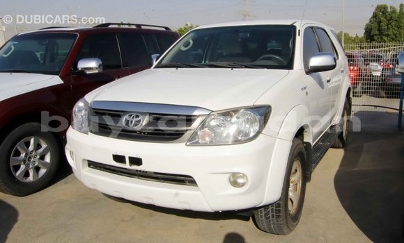 Buy Import Toyota Fortuner White Car in Import - Dubai in Al Jazirah State Buy Import Toyota Fortuner White Car in Import - Dubai in Al Jazirah State