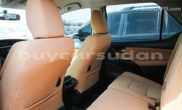 Buy Import Toyota Fortuner White Car in Import - Dubai in Al Jazirah State Buy Import Toyota Fortuner White Car in Import - Dubai in Al Jazirah State