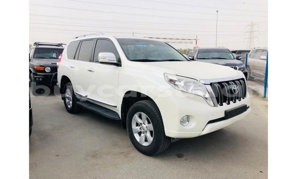 Buy Import Toyota Prado White Car in Import - Dubai in Al Jazirah State