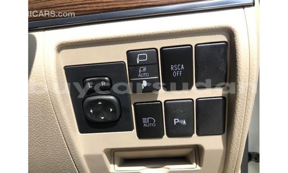 Acheter Import Voiture Toyota Land Cruiser Blanc à Import - Dubai, État d'Al Jazirah Acheter Import Voiture Toyota Land Cruiser Blanc à Import - Dubai, État d'Al Jazirah