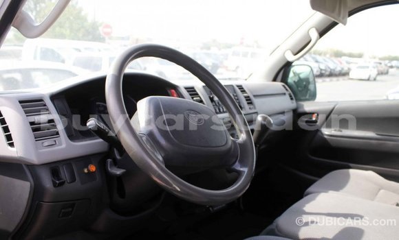 Buy Import Toyota Hiace White Car in Import - Dubai in Al Jazirah State Buy Import Toyota Hiace White Car in Import - Dubai in Al Jazirah State