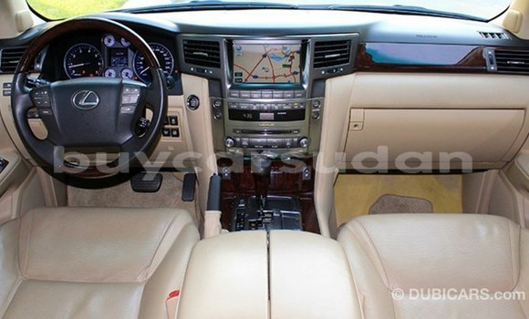Buy Import Lexus LX White Car in Import - Dubai in Al Jazirah State Buy Import Lexus LX White Car in Import - Dubai in Al Jazirah State
