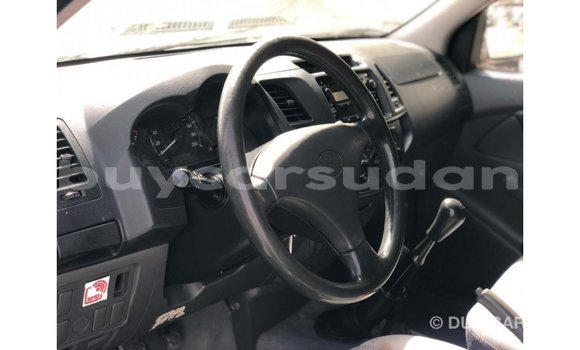 Buy Import Toyota Hilux White Car in Import - Dubai in Al Jazirah State Buy Import Toyota Hilux White Car in Import - Dubai in Al Jazirah State