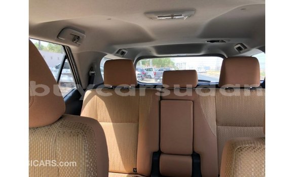 Acheter Import Voiture Toyota Fortuner Blanc à Import - Dubai, État d'Al Jazirah Acheter Import Voiture Toyota Fortuner Blanc à Import - Dubai, État d'Al Jazirah