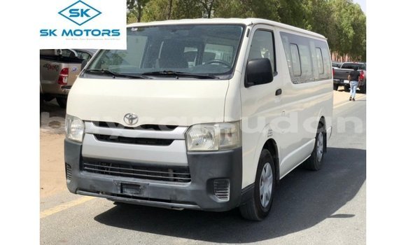 Buy Import Toyota Hiace White Car in Import - Dubai in Al Jazirah State