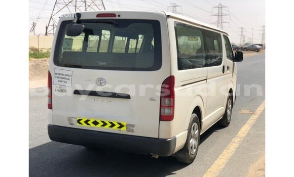 Buy Import Toyota Hiace White Car in Import - Dubai in Al Jazirah State Buy Import Toyota Hiace White Car in Import - Dubai in Al Jazirah State
