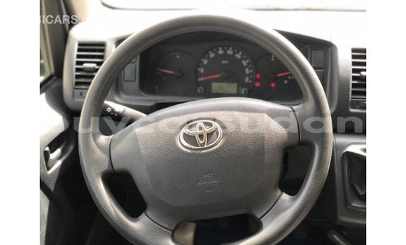 Buy Import Toyota Hiace White Car in Import - Dubai in Al Jazirah State Buy Import Toyota Hiace White Car in Import - Dubai in Al Jazirah State