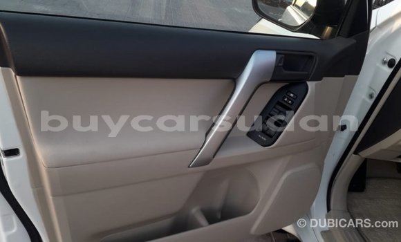 Acheter Import Voiture Toyota Prado Blanc à Import - Dubai, État d'Al Jazirah Acheter Import Voiture Toyota Prado Blanc à Import - Dubai, État d'Al Jazirah