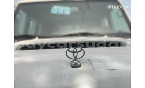 Acheter Import Voiture Toyota Land Cruiser Autre à Import - Dubai, État d'Al Jazirah Acheter Import Voiture Toyota Land Cruiser Autre à Import - Dubai, État d'Al Jazirah