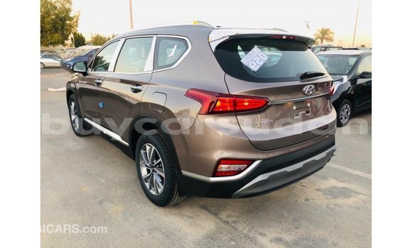Acheter Import Voiture Hyundai Santa Fe Marron à Import - Dubai, État d'Al Jazirah Acheter Import Voiture Hyundai Santa Fe Marron à Import - Dubai, État d'Al Jazirah
