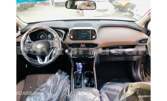 Acheter Import Voiture Hyundai Santa Fe Marron à Import - Dubai, État d'Al Jazirah Acheter Import Voiture Hyundai Santa Fe Marron à Import - Dubai, État d'Al Jazirah