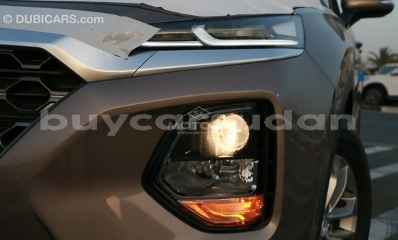 Acheter Import Voiture Hyundai Santa Fe Marron à Import - Dubai, État d'Al Jazirah Acheter Import Voiture Hyundai Santa Fe Marron à Import - Dubai, État d'Al Jazirah