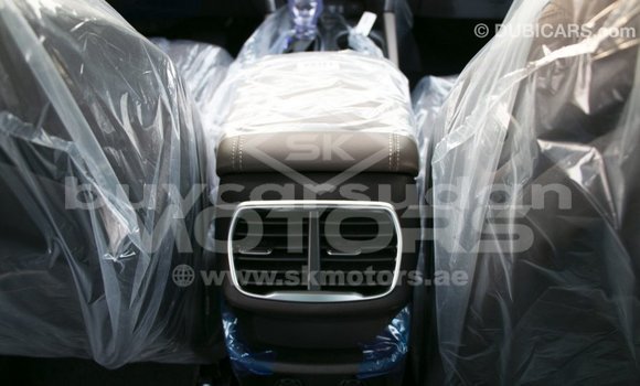 Acheter Import Voiture Hyundai Santa Fe Marron à Import - Dubai, État d'Al Jazirah Acheter Import Voiture Hyundai Santa Fe Marron à Import - Dubai, État d'Al Jazirah