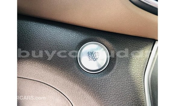 Acheter Import Voiture Hyundai Santa Fe Vert à Import - Dubai, État d'Al Jazirah Acheter Import Voiture Hyundai Santa Fe Vert à Import - Dubai, État d'Al Jazirah