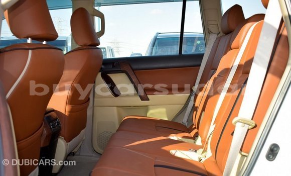 Buy Import Toyota Prado White Car in Import - Dubai in Al Jazirah State Buy Import Toyota Prado White Car in Import - Dubai in Al Jazirah State