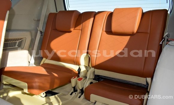 Buy Import Toyota Prado White Car in Import - Dubai in Al Jazirah State Buy Import Toyota Prado White Car in Import - Dubai in Al Jazirah State