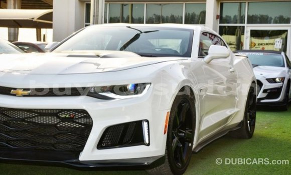Buy Import Chevrolet Camaro White Car in Import - Dubai in Al Jazirah State Buy Import Chevrolet Camaro White Car in Import - Dubai in Al Jazirah State