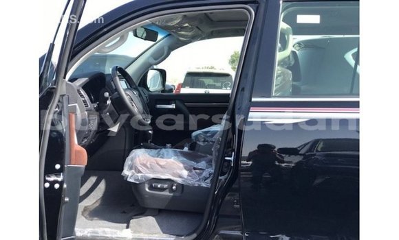 Buy Import Toyota Land Cruiser Black Car in Import - Dubai in Al Jazirah State Buy Import Toyota Land Cruiser Black Car in Import - Dubai in Al Jazirah State