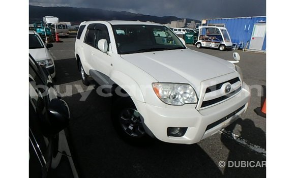 Buy Import Toyota Hilux White Car in Import - Dubai in Al Jazirah State Buy Import Toyota Hilux White Car in Import - Dubai in Al Jazirah State