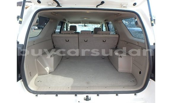 Buy Import Toyota Hilux White Car in Import - Dubai in Al Jazirah State Buy Import Toyota Hilux White Car in Import - Dubai in Al Jazirah State