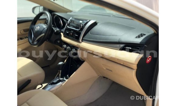 Acheter Import Voiture Toyota Yaris Blanc à Import - Dubai, État d'Al Jazirah Acheter Import Voiture Toyota Yaris Blanc à Import - Dubai, État d'Al Jazirah