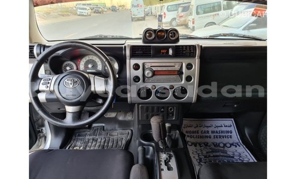 Buy Import Toyota FJ Cruiser Other Car in Import - Dubai in Al Jazirah State Buy Import Toyota FJ Cruiser Other Car in Import - Dubai in Al Jazirah State