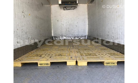 Acheter Import Voiture Mitsubishi i Blanc à Import - Dubai, État d'Al Jazirah Acheter Import Voiture Mitsubishi i Blanc à Import - Dubai, État d'Al Jazirah