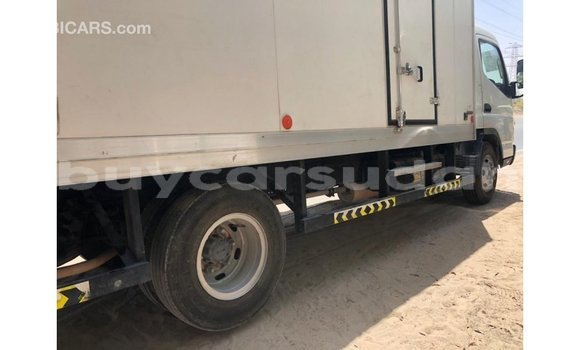 Acheter Import Voiture Mitsubishi i Blanc à Import - Dubai, État d'Al Jazirah Acheter Import Voiture Mitsubishi i Blanc à Import - Dubai, État d'Al Jazirah