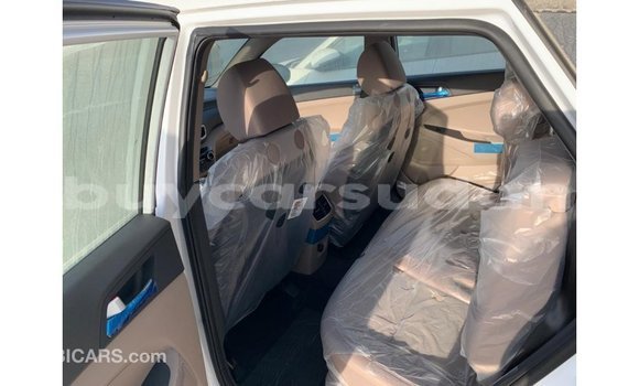 Acheter Import Voiture Hyundai Tucson Blanc à Import - Dubai, État d'Al Jazirah Acheter Import Voiture Hyundai Tucson Blanc à Import - Dubai, État d'Al Jazirah